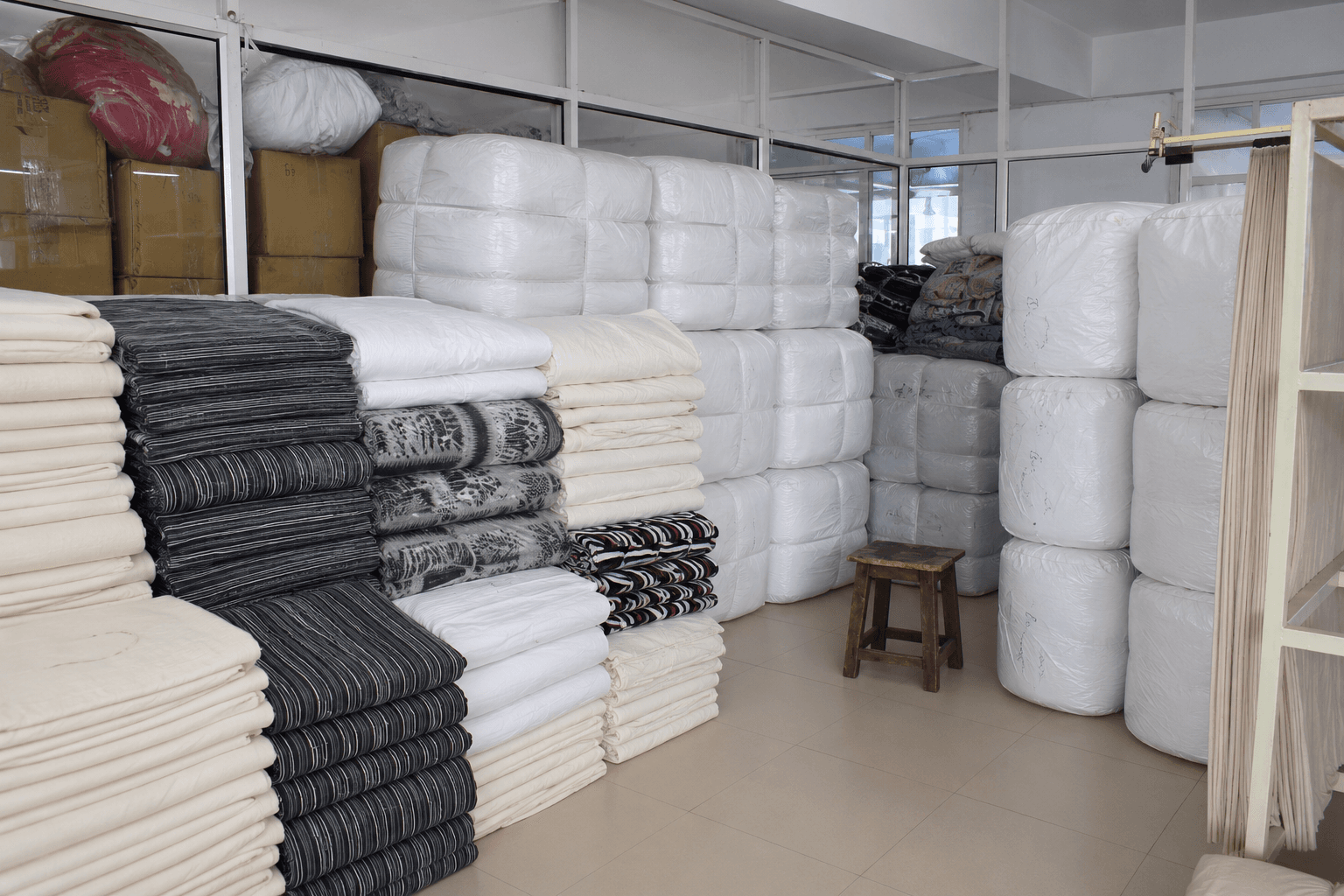 Fabric & Accessories Sourcing